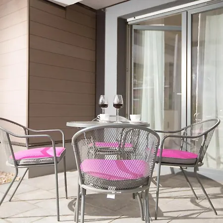 Wrzos Z Ogrodkiem * Pogorzelica (Gmina Rewal)