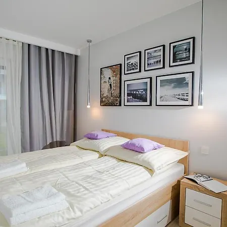 Wrzos Z Ogrodkiem Pogorzelica (Gmina Rewal)